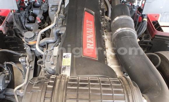 Buy Used Renault TRM 10000 White Truck in Gazaoua in Maradi Buy Used Renault TRM 10000 White Truck in Gazaoua in Maradi