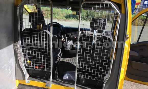 Buy Used Renault Master Beige Truck in Nguigmi in Diffa Buy Used Renault Master Beige Truck in Nguigmi in Diffa