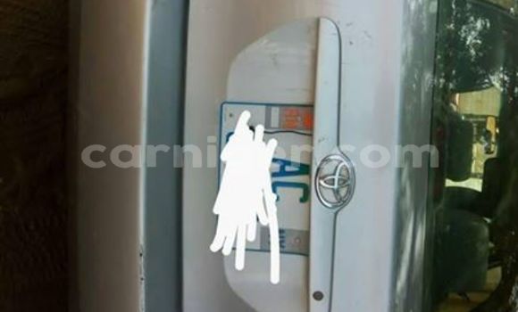 Buy Used Toyota Corolla Silver Car in Niamey in Niamey Buy Used Toyota Corolla Silver Car in Niamey in Niamey