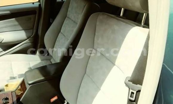 Buy Used Mercedes‒Benz C–Class Green Car in Niamey in Niamey Buy Used Mercedes‒Benz C–Class Green Car in Niamey in Niamey