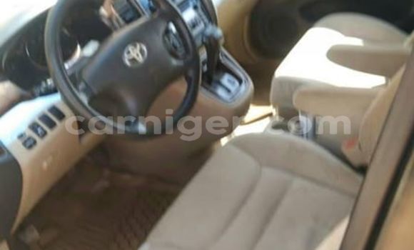 Buy Used Toyota Highlander Red Car in Niamey in Niamey Buy Used Toyota Highlander Red Car in Niamey in Niamey