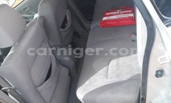 Buy Used Toyota Highlander Silver Car in Niamey in Niamey Buy Used Toyota Highlander Silver Car in Niamey in Niamey