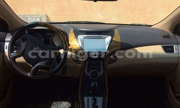 Buy Used Hyundai Elantra White Car in Niamey in Niamey Buy Used Hyundai Elantra White Car in Niamey in Niamey