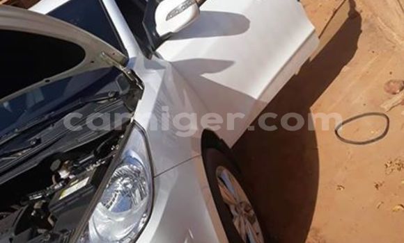 Buy Used Hyundai Tucson White Car in Niamey in Niamey Buy Used Hyundai Tucson White Car in Niamey in Niamey