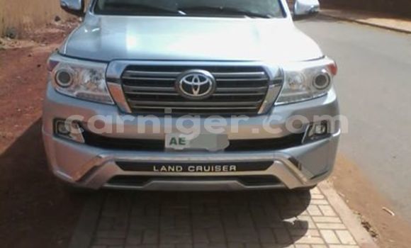 Buy Used Toyota Land Cruiser Silver Car in Niamey in Niamey Buy Used Toyota Land Cruiser Silver Car in Niamey in Niamey