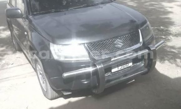 Buy Used Suzuki Vitara Black Car in Niamey in Niamey