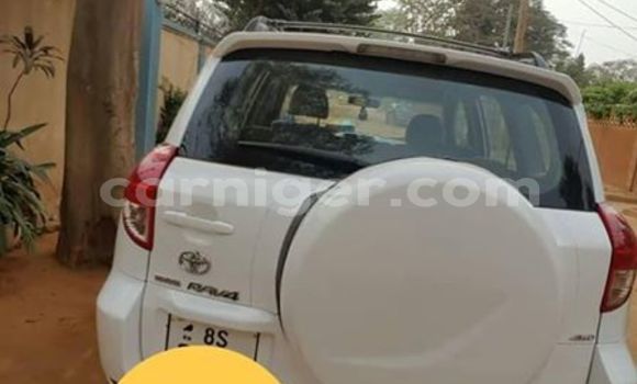 Buy Used Toyota RAV4 White Car in Niamey in Niamey Buy Used Toyota RAV4 White Car in Niamey in Niamey