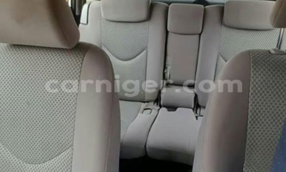 Buy Used Toyota RAV4 White Car in Niamey in Niamey Buy Used Toyota RAV4 White Car in Niamey in Niamey