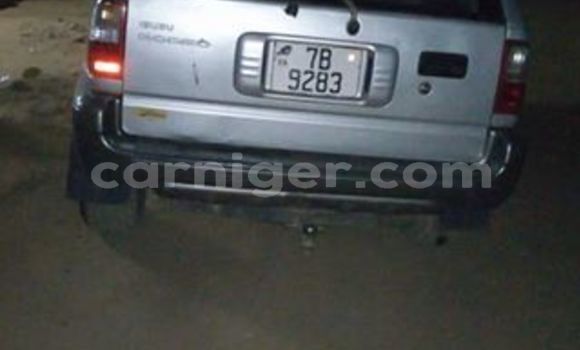 Sayi Na hannu Isuzu Rodeo Silver Mota in Niamey a Niamey Sayi Na hannu Isuzu Rodeo Silver Mota in Niamey a Niamey