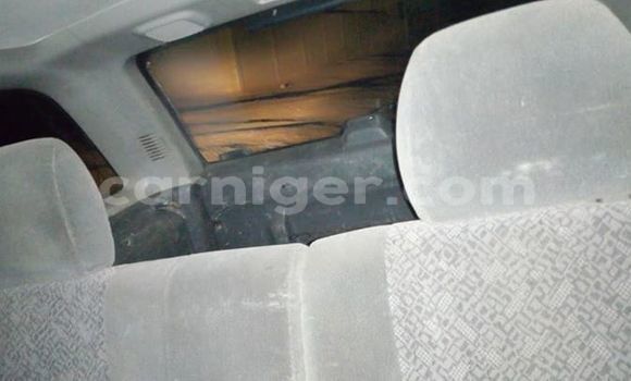 Sayi Na hannu Isuzu Rodeo Silver Mota in Niamey a Niamey Sayi Na hannu Isuzu Rodeo Silver Mota in Niamey a Niamey