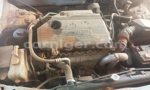 Sayi Na hannu Nissan Almera Silver Mota in Niamey a Niamey Sayi Na hannu Nissan Almera Silver Mota in Niamey a Niamey