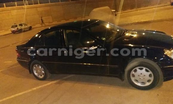Buy Used Mercedes‒Benz C–Class Black Car in Niamey in Niamey Buy Used Mercedes‒Benz C–Class Black Car in Niamey in Niamey