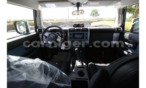 Buy Import Toyota FJ Cruiser Blue Car in Import - Dubai in Agadez Buy Import Toyota FJ Cruiser Blue Car in Import - Dubai in Agadez