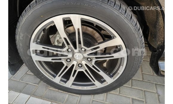 Buy Import Toyota Land Cruiser Black Truck in Import - Dubai in Agadez Buy Import Toyota Land Cruiser Black Truck in Import - Dubai in Agadez