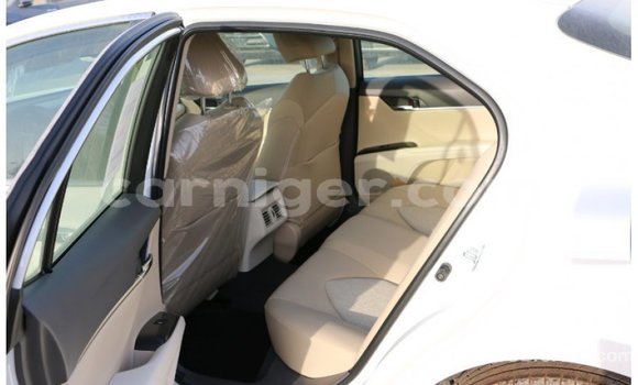 Buy Import Toyota Camry White Car in Import - Dubai in Agadez Buy Import Toyota Camry White Car in Import - Dubai in Agadez