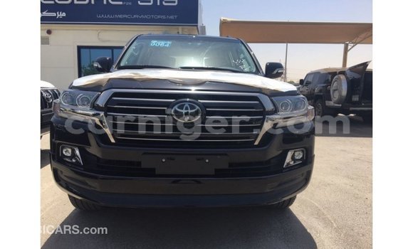 Buy Import Toyota Land Cruiser Black Truck in Import - Dubai in Agadez Buy Import Toyota Land Cruiser Black Truck in Import - Dubai in Agadez