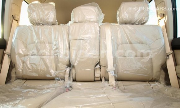 Buy Import Toyota Land Cruiser Black Truck in Import - Dubai in Agadez Buy Import Toyota Land Cruiser Black Truck in Import - Dubai in Agadez