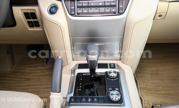 Buy Import Toyota Land Cruiser Black Truck in Import - Dubai in Agadez Buy Import Toyota Land Cruiser Black Truck in Import - Dubai in Agadez