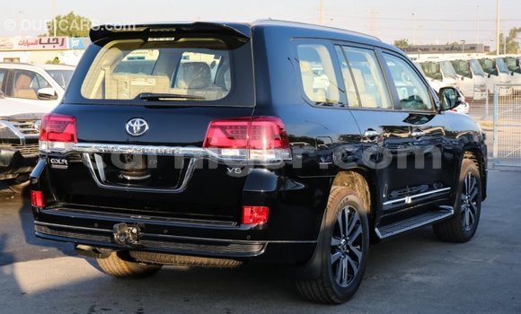Buy Import Toyota Land Cruiser Black Truck in Import - Dubai in Agadez Buy Import Toyota Land Cruiser Black Truck in Import - Dubai in Agadez