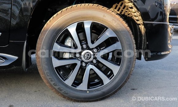 Buy Import Toyota Land Cruiser Black Truck in Import - Dubai in Agadez Buy Import Toyota Land Cruiser Black Truck in Import - Dubai in Agadez