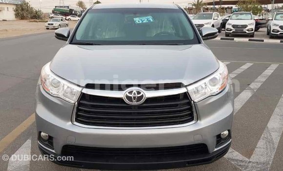 اشتري Imported Toyota Highlander Other سيارة في Import - Dubai في أغاديز اشتري Imported Toyota Highlander Other سيارة في Import - Dubai في أغاديز