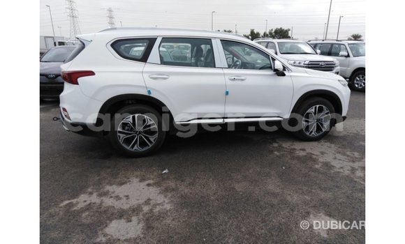 Buy Import Hyundai Santa Fe White Car in Import - Dubai in Agadez Buy Import Hyundai Santa Fe White Car in Import - Dubai in Agadez