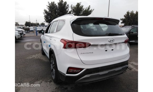 Buy Import Hyundai Santa Fe White Car in Import - Dubai in Agadez Buy Import Hyundai Santa Fe White Car in Import - Dubai in Agadez