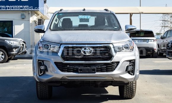Buy Import Toyota Hilux Other Car in Import - Dubai in Agadez Buy Import Toyota Hilux Other Car in Import - Dubai in Agadez