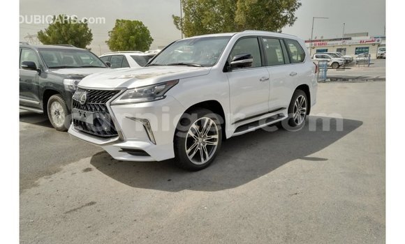 Buy Import Lexus LX White Car in Import - Dubai in Agadez Buy Import Lexus LX White Car in Import - Dubai in Agadez