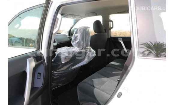 Buy Import Toyota Prado White Car in Import - Dubai in Agadez Buy Import Toyota Prado White Car in Import - Dubai in Agadez