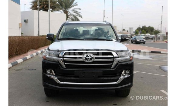 Buy Import Toyota Land Cruiser Black Truck in Import - Dubai in Agadez Buy Import Toyota Land Cruiser Black Truck in Import - Dubai in Agadez