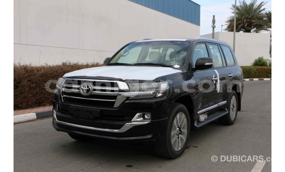 Buy Import Toyota Land Cruiser Black Truck in Import - Dubai in Agadez Buy Import Toyota Land Cruiser Black Truck in Import - Dubai in Agadez