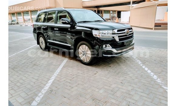 Buy Import Toyota Land Cruiser Black Truck in Import - Dubai in Agadez Buy Import Toyota Land Cruiser Black Truck in Import - Dubai in Agadez