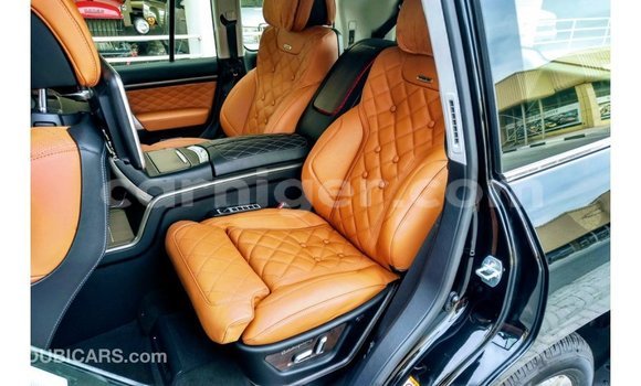 Buy Import Toyota Land Cruiser Black Truck in Import - Dubai in Agadez Buy Import Toyota Land Cruiser Black Truck in Import - Dubai in Agadez