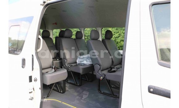 Buy Import Toyota Hiace White Car in Import - Dubai in Agadez Buy Import Toyota Hiace White Car in Import - Dubai in Agadez