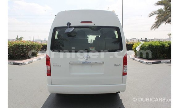 Buy Import Toyota Hiace White Car in Import - Dubai in Agadez Buy Import Toyota Hiace White Car in Import - Dubai in Agadez