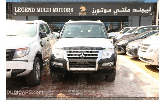 Buy Import Mitsubishi Pajero Black Car in Import - Dubai in Agadez Buy Import Mitsubishi Pajero Black Car in Import - Dubai in Agadez