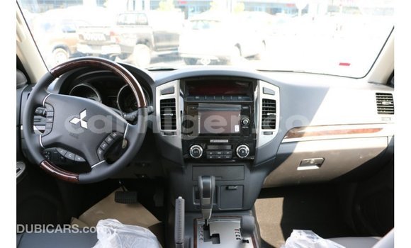 Buy Import Mitsubishi Pajero Black Car in Import - Dubai in Agadez Buy Import Mitsubishi Pajero Black Car in Import - Dubai in Agadez