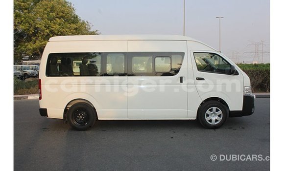 Buy Import Toyota Hiace White Car in Import - Dubai in Agadez Buy Import Toyota Hiace White Car in Import - Dubai in Agadez