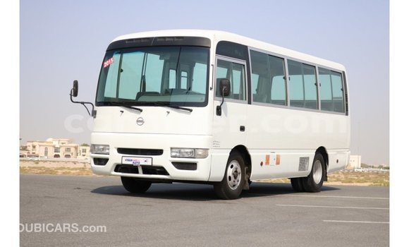 Sayi Imported Nissan Evalia White Babbar mota in Import - Dubai a Agadez Sayi Imported Nissan Evalia White Babbar mota in Import - Dubai a Agadez