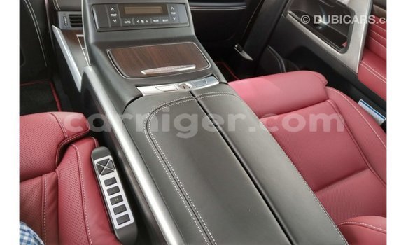 Buy Import Toyota Land Cruiser Black Truck in Import - Dubai in Agadez Buy Import Toyota Land Cruiser Black Truck in Import - Dubai in Agadez