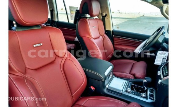 Buy Import Toyota Land Cruiser Black Truck in Import - Dubai in Agadez Buy Import Toyota Land Cruiser Black Truck in Import - Dubai in Agadez