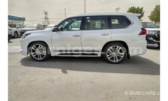 Buy Import Lexus LX White Car in Import - Dubai in Agadez Buy Import Lexus LX White Car in Import - Dubai in Agadez