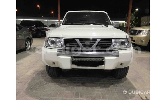 Sayi Imported Nissan Patrol White Mota in Import - Dubai a Agadez Sayi Imported Nissan Patrol White Mota in Import - Dubai a Agadez