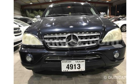 Sayi Imported Mercedes‒Benz 190 (W201) Blue Mota in Import - Dubai a Agadez Sayi Imported Mercedes‒Benz 190 (W201) Blue Mota in Import - Dubai a Agadez