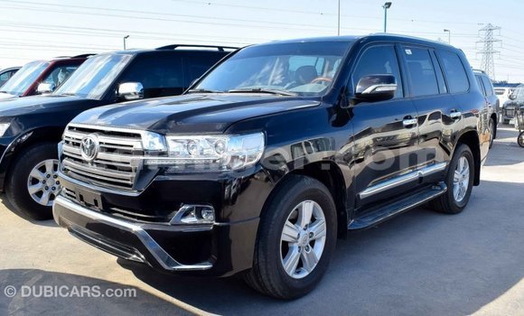 Acheter Import Utilitaire Toyota Land Cruiser Noir à Import - Dubai, Agadez Acheter Import Utilitaire Toyota Land Cruiser Noir à Import - Dubai, Agadez