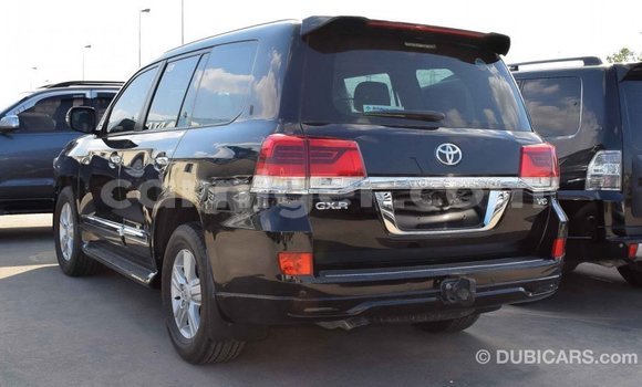 Acheter Import Utilitaire Toyota Land Cruiser Noir à Import - Dubai, Agadez Acheter Import Utilitaire Toyota Land Cruiser Noir à Import - Dubai, Agadez