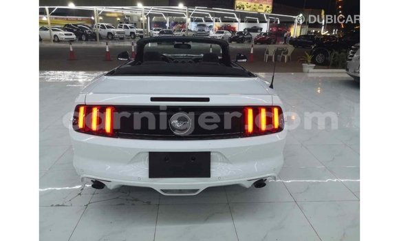 Buy Import Ford Mustang White Car in Import - Dubai in Agadez Buy Import Ford Mustang White Car in Import - Dubai in Agadez