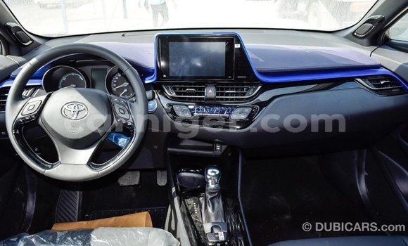 Acheter Import Voiture Toyota C-HR Autre à Import - Dubai, Agadez Acheter Import Voiture Toyota C-HR Autre à Import - Dubai, Agadez