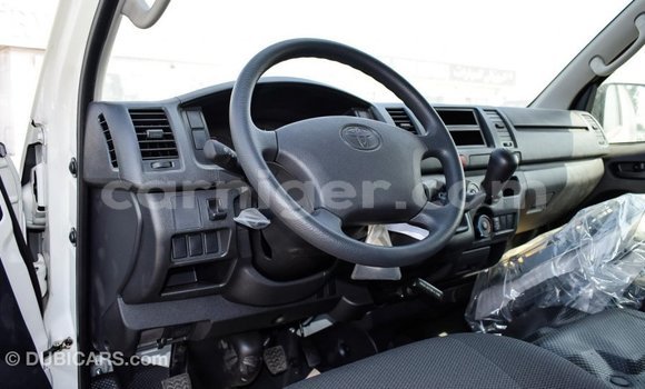 Buy Import Toyota Hiace White Car in Import - Dubai in Agadez Buy Import Toyota Hiace White Car in Import - Dubai in Agadez